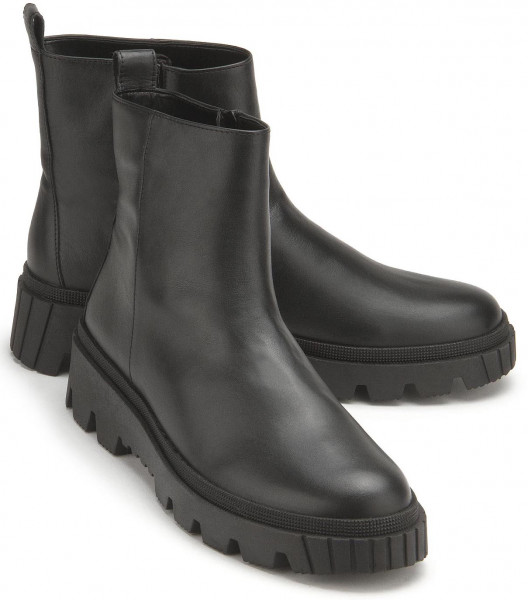 Oversize boat: 3104-22