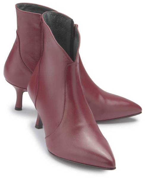 Stiefelette in Untergrößen: 2100-25