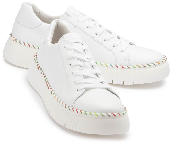 Oversized sneakers: 3005-15