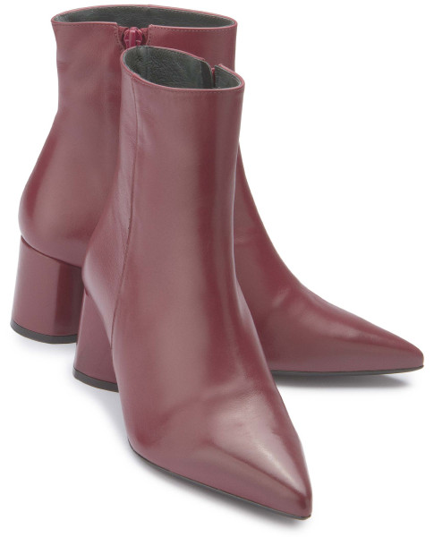 Stiefelette in Untergrößen: 2134-25