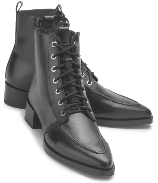 Stiefelette in Übergrößen: 2010-24