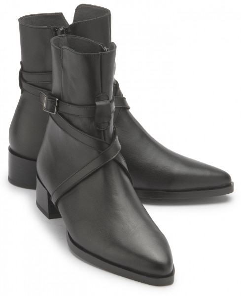 Stiefelette in Untergrößen: 2045-23